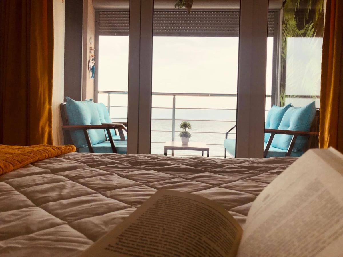 Sunrise Beach - Lake View Deluxe Apartment Peštani Exterior foto